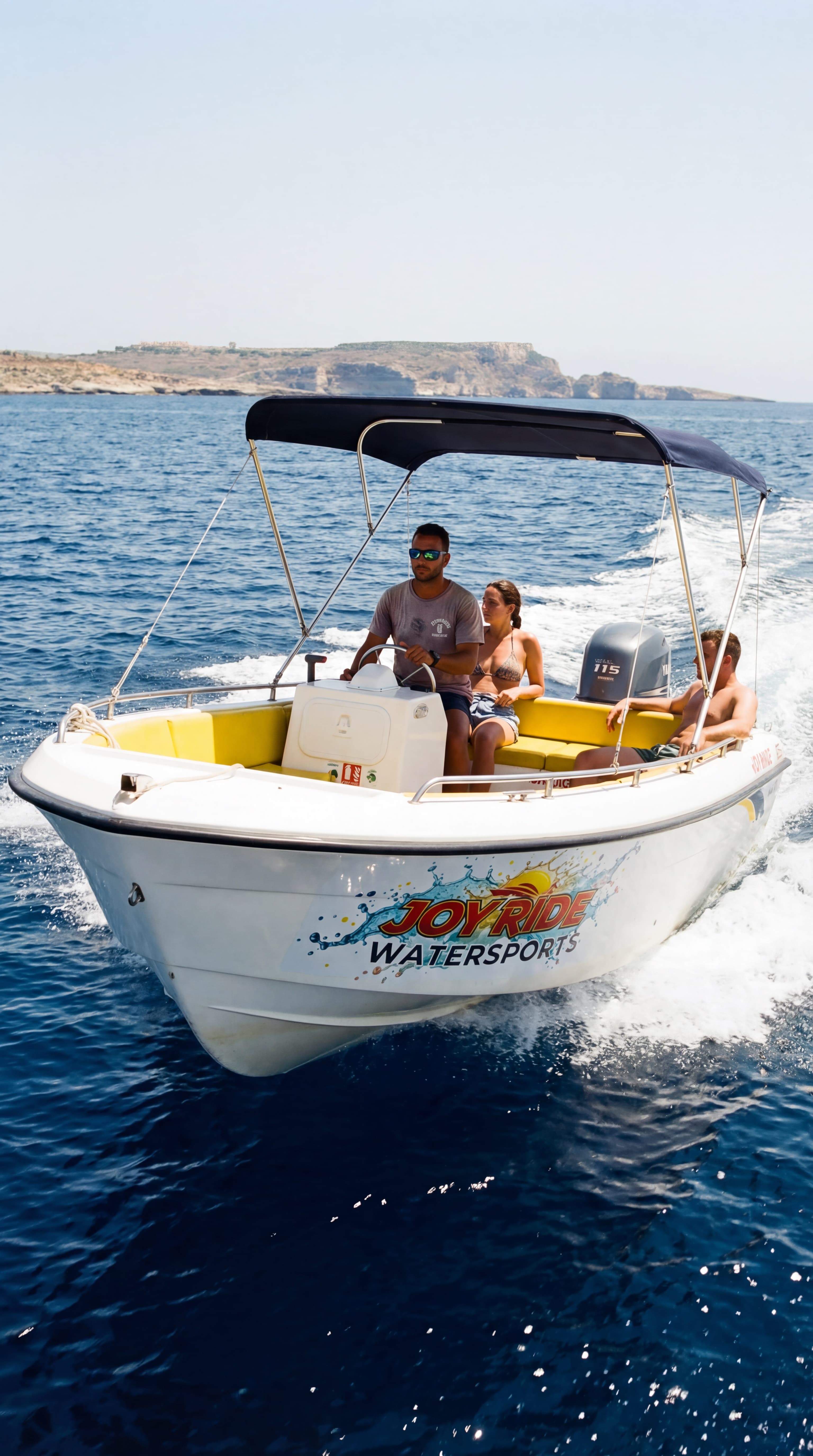 115hp 17.5ft self-drive boat